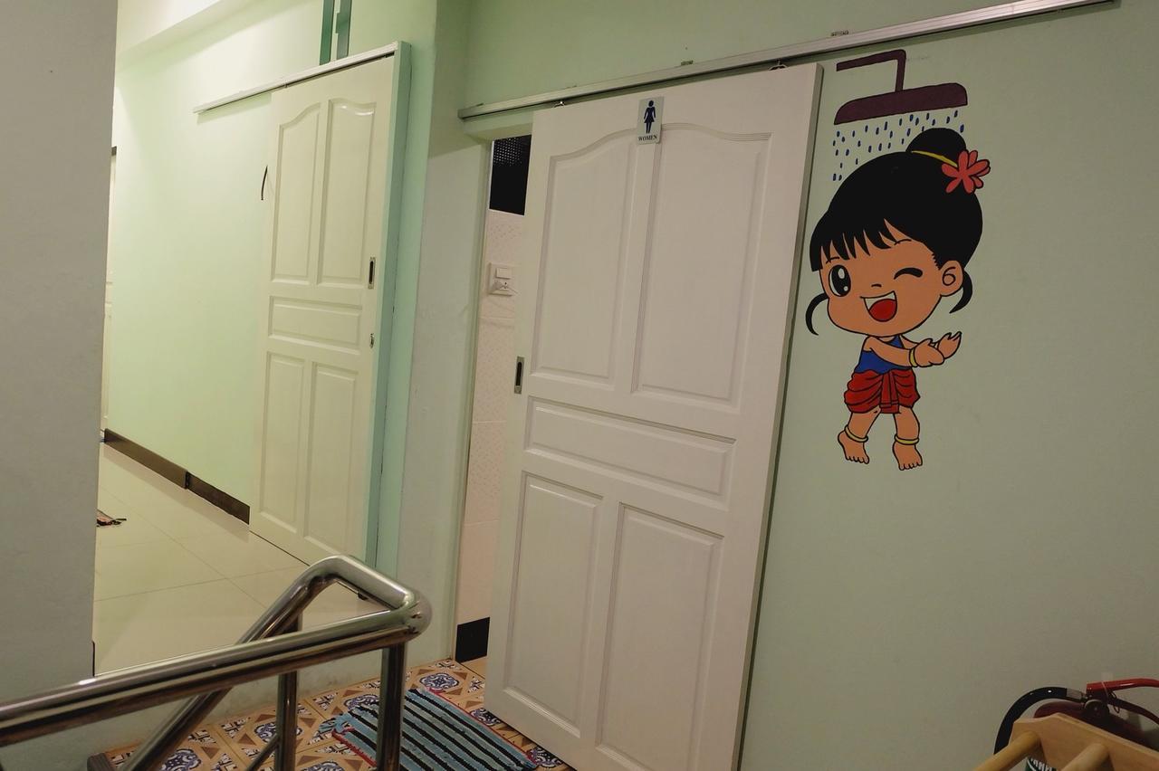 Mahannop Hostel Бангкок Экстерьер фото